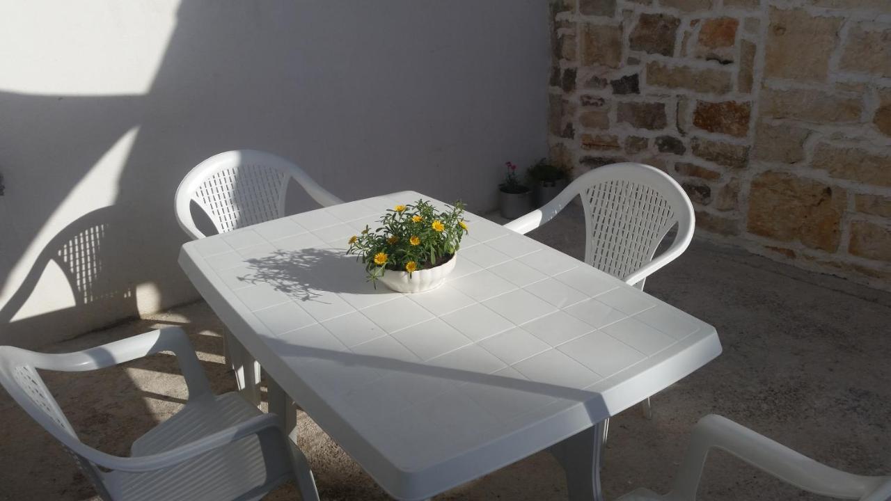 Holiday Home White House Sumartin Dış mekan fotoğraf